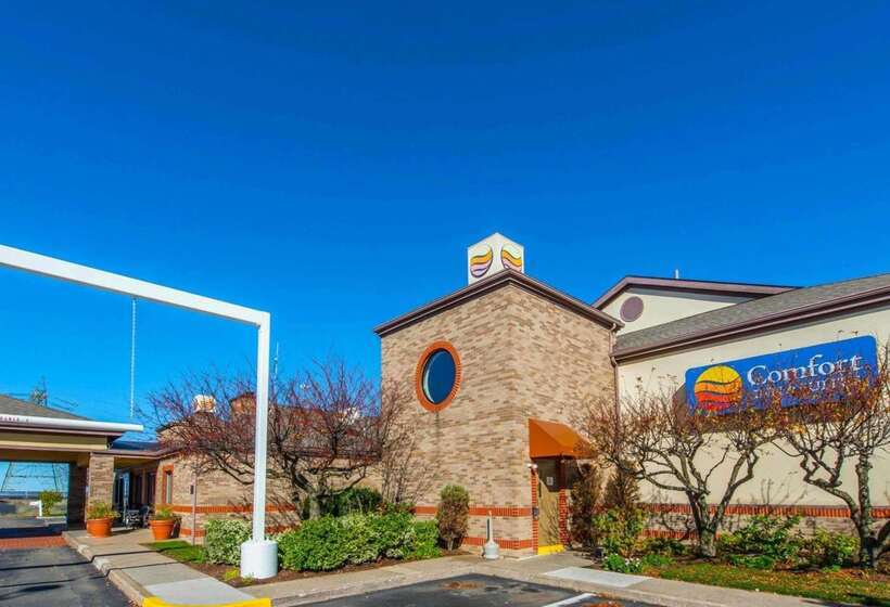 فندق Comfort Inn & Suites