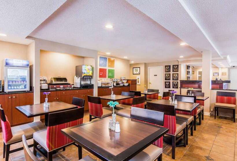 فندق Comfort Inn At Joint Base Andrews