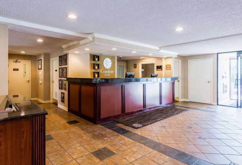 فندق Comfort Inn At Joint Base Andrews