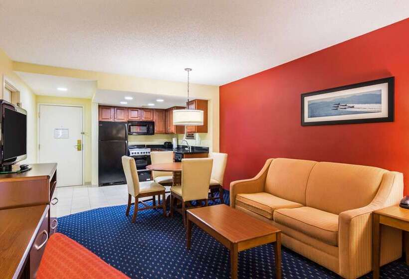 فندق Comfort Inn At Joint Base Andrews