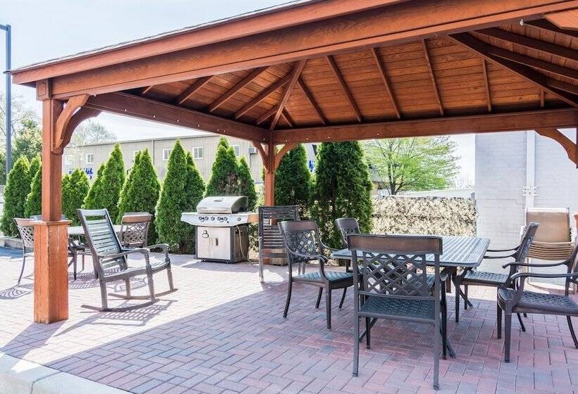 فندق Comfort Inn At Joint Base Andrews