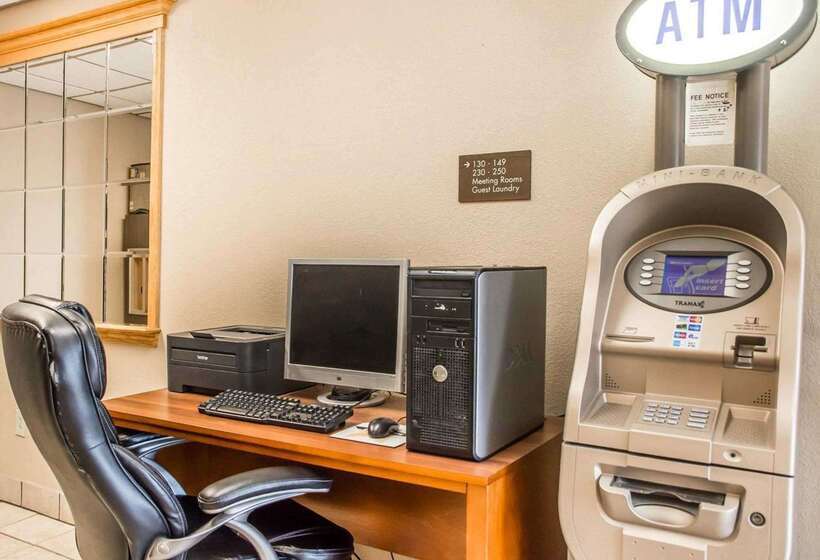 בית מלון כפרי Comfort Inn