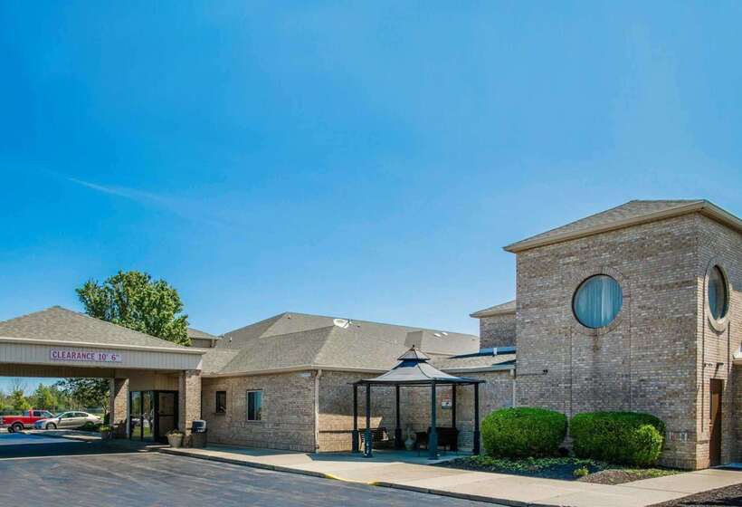 בית מלון כפרי Comfort Inn