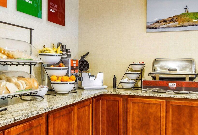 Отель Comfort Inn Brunswick