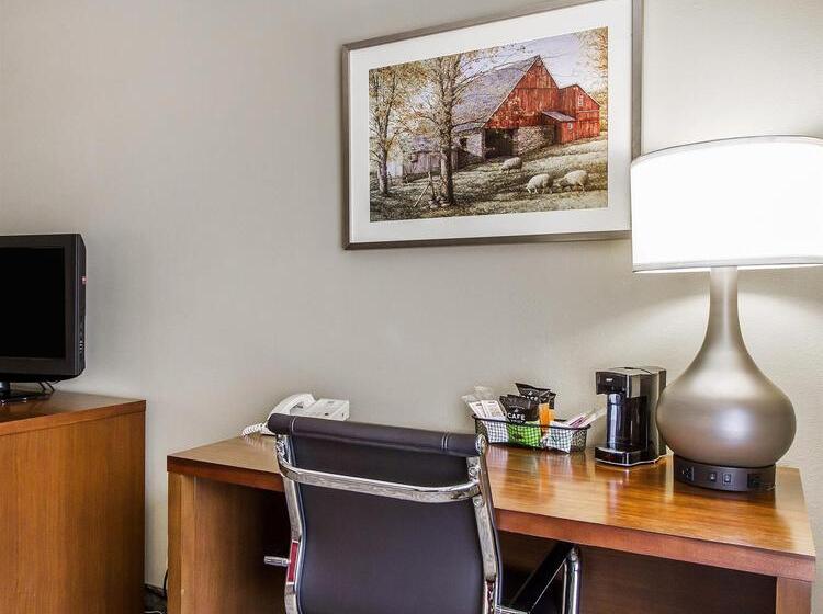 Отель Comfort Inn Brunswick