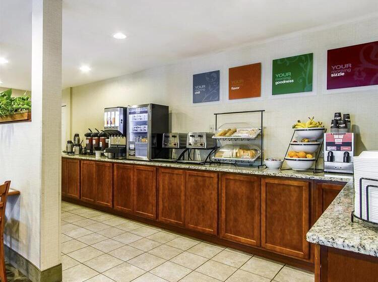 Отель Comfort Inn Brunswick
