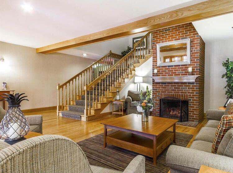 Отель Comfort Inn Brunswick