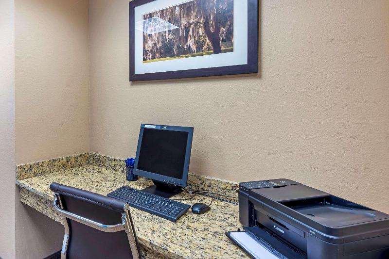 ホテル Comfort Inn Elizabeth City Near University