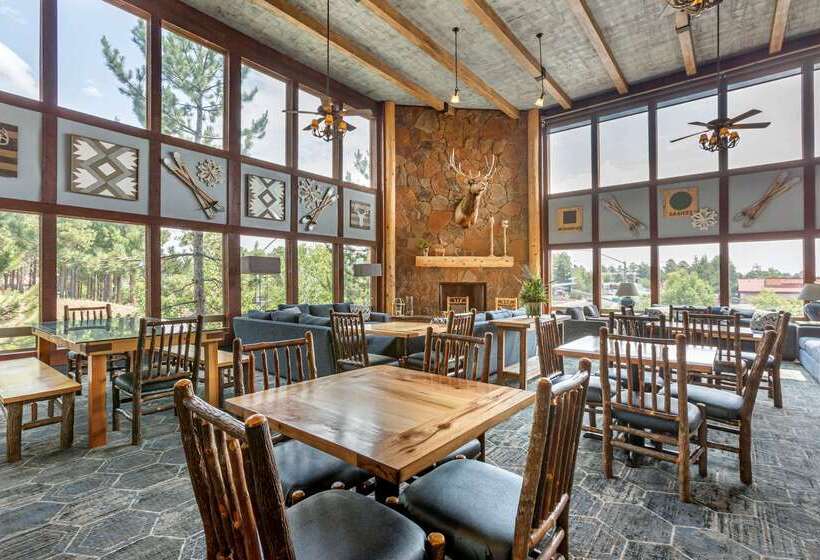 هتل Comfort Inn I17 & I40