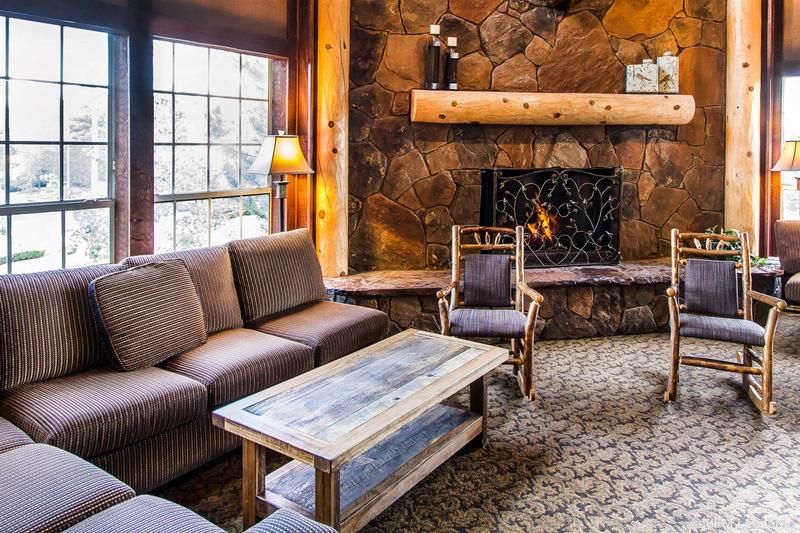 هتل Comfort Inn I17 & I40