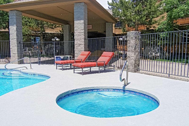 هتل Comfort Inn I17 & I40