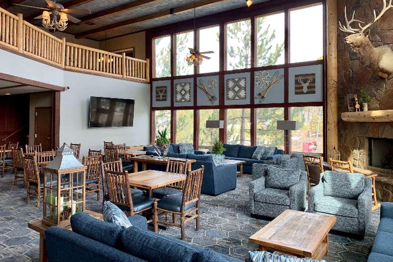 هتل Comfort Inn I17 & I40