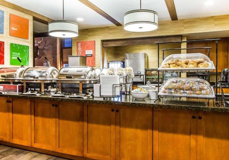 هتل Comfort Inn I17 & I40