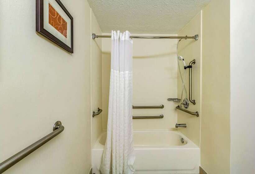 فندق Comfort Inn