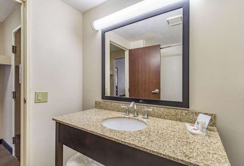 فندق Comfort Inn