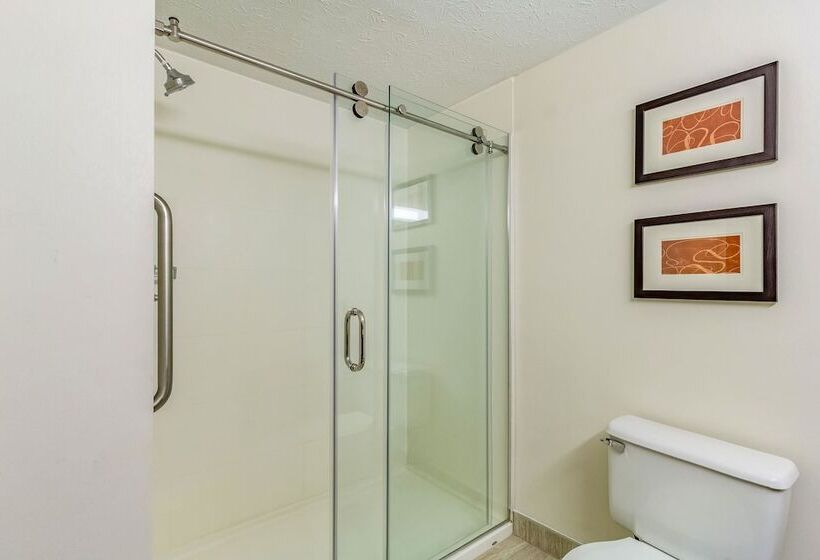 فندق Comfort Inn