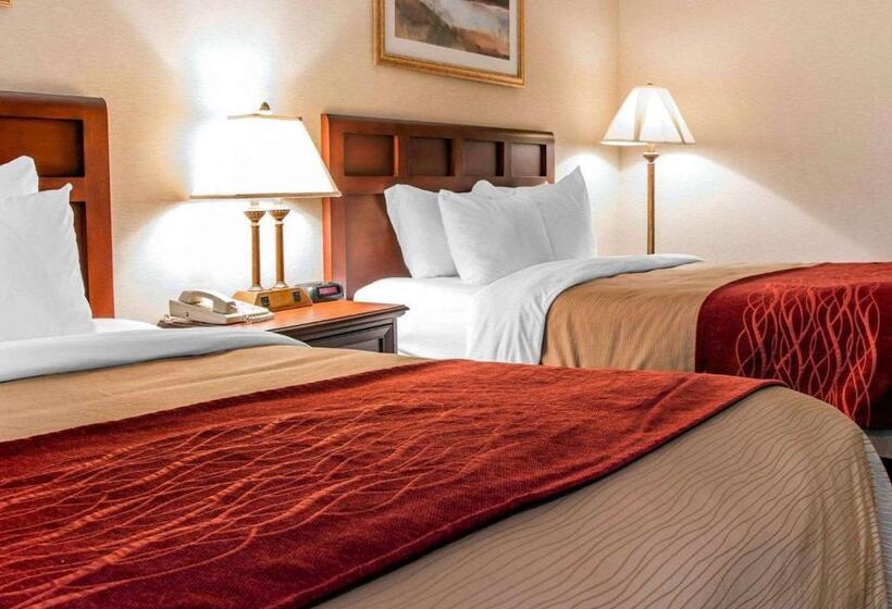 فندق Comfort Inn Livonia