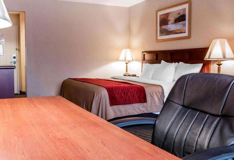 فندق Comfort Inn Livonia