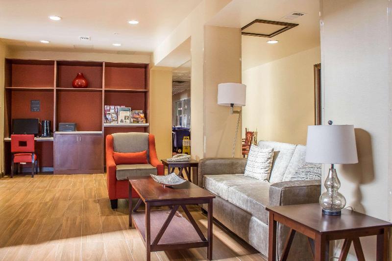 هتل Comfort Inn Flagstaff Lucky Lane I 40