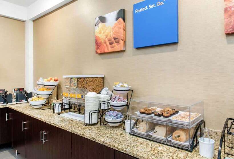 ホテル Comfort Inn Msp Airport  Mall Of America