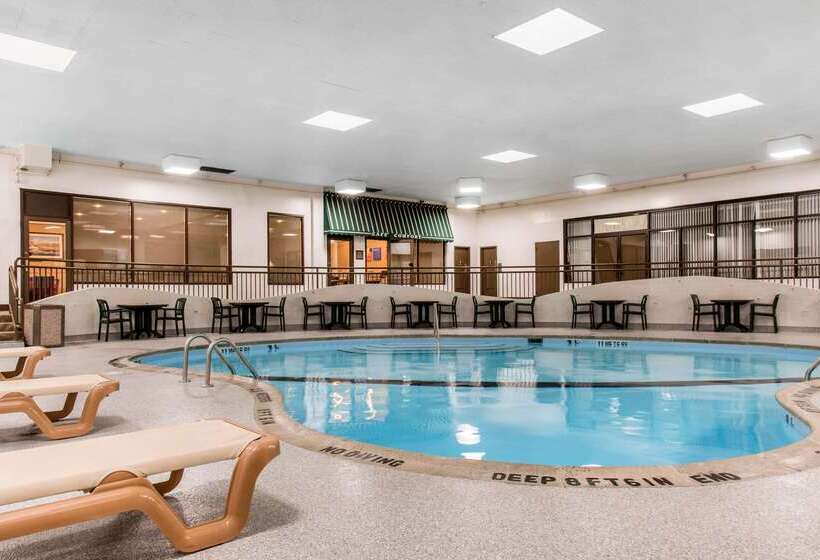 هتل Comfort Inn Msp Airport  Mall Of America