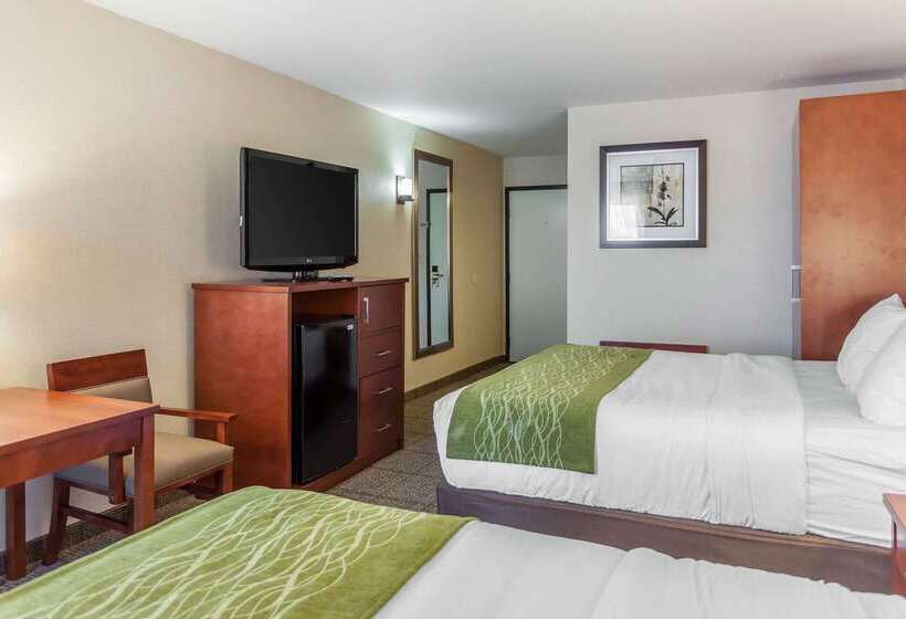 בית מלון כפרי Comfort Inn & Suites Near Fallon Naval Air Station