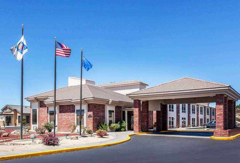 בית מלון כפרי Comfort Inn & Suites Near Fallon Naval Air Station