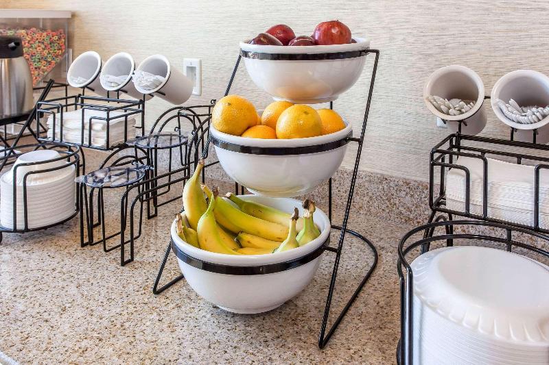 בית מלון כפרי Comfort Inn & Suites Near Fallon Naval Air Station