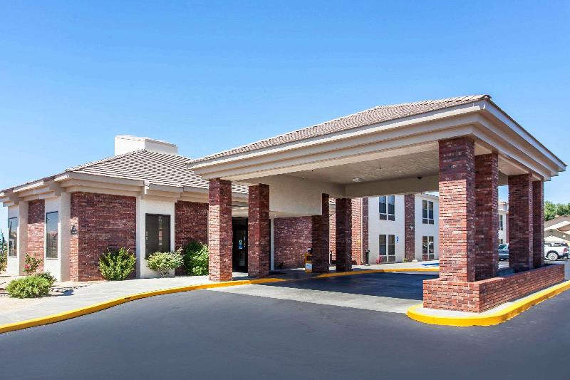 בית מלון כפרי Comfort Inn & Suites Near Fallon Naval Air Station