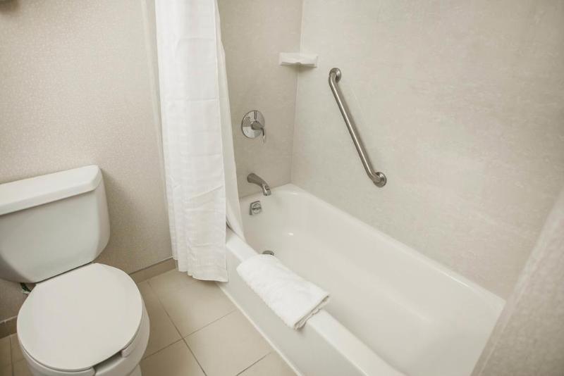 בית מלון כפרי Comfort Inn & Suites Near Fallon Naval Air Station