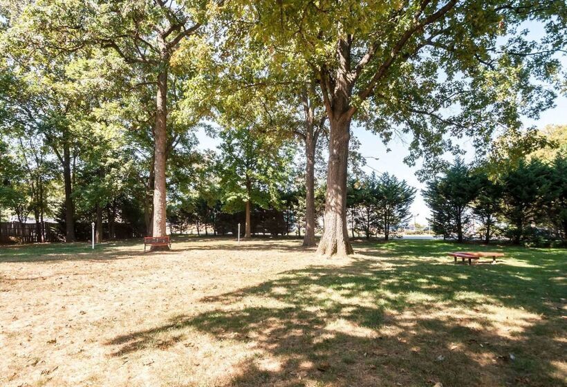 فندق Comfort Inn Shady Grove  Gaithersburg  Rockville