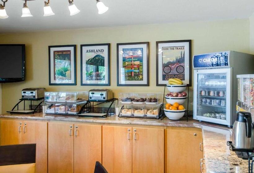 فندق Comfort Inn & Suites Ashland