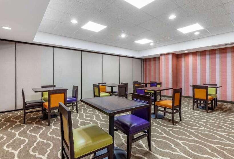 فندق Comfort Inn & Suites Clemson  University Area