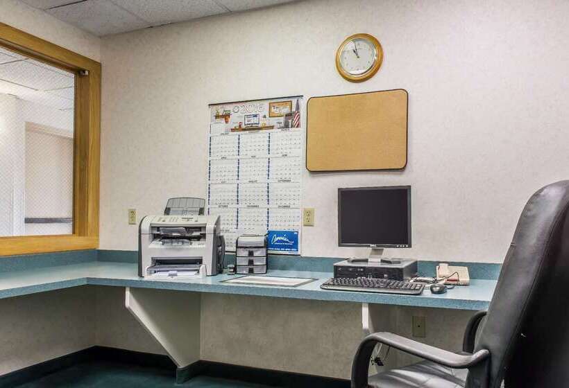 فندق Comfort Inn & Suites