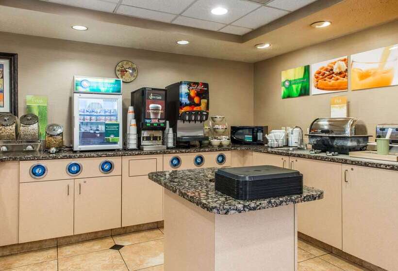 فندق Comfort Inn & Suites