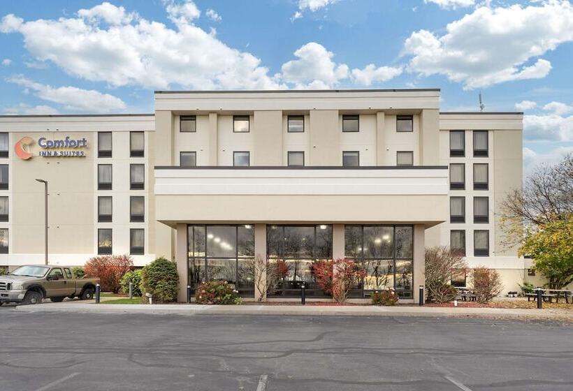 فندق Comfort Inn & Suites