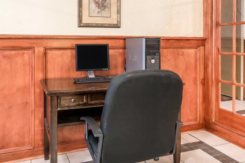 酒店 Comfort Inn & Suites