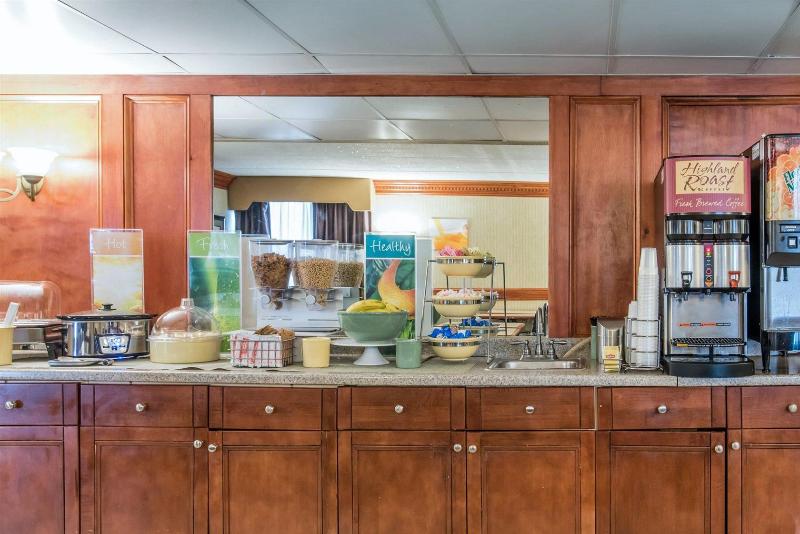 酒店 Comfort Inn & Suites