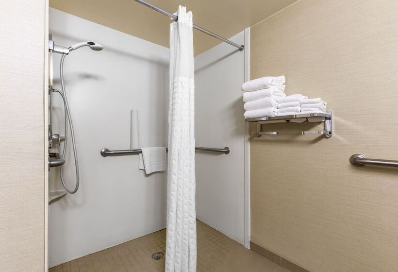 هتل Comfort Inn University Durham  Chapel Hill