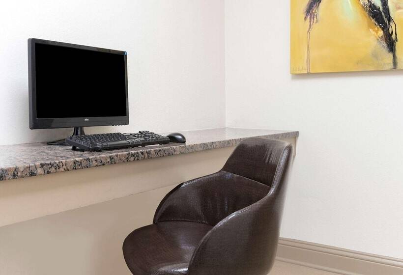 호텔 Comfort Suites Baton Rouge South I 10