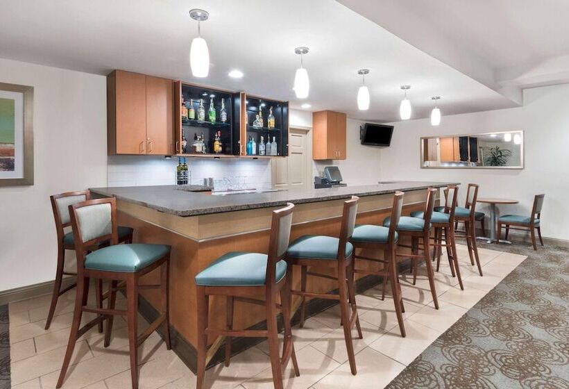 호텔 Comfort Suites Baton Rouge South I 10