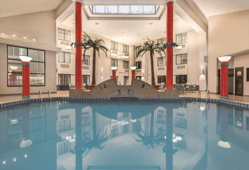 فندق Country Inn & Suites By Radisson Erie Pa