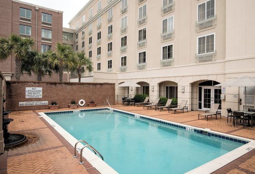 ホテル Courtyard By Marriott Charleston Historic District