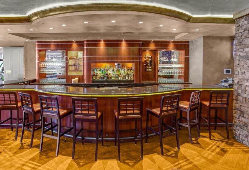 هتل Crowne Plaza Executive Center Baton Rouge, An Ihg