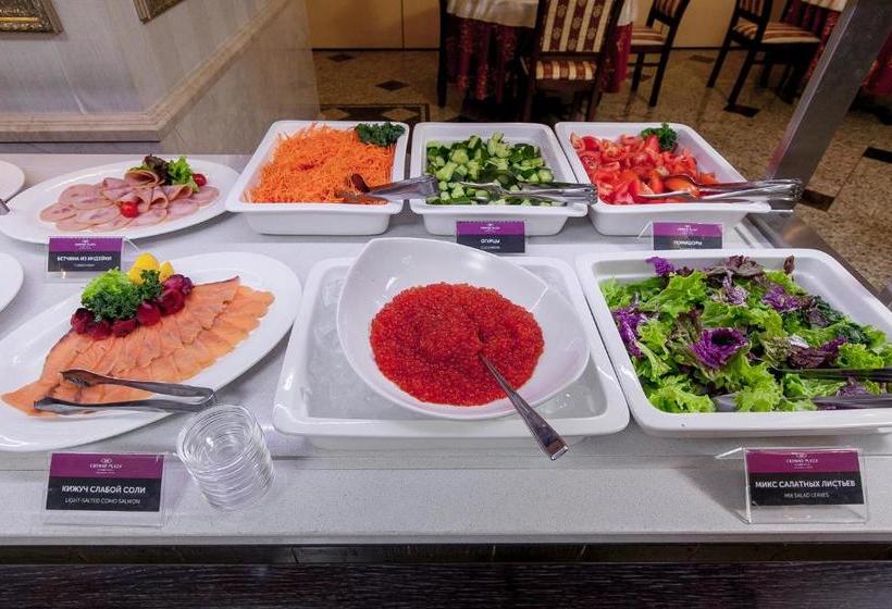 هتل Crowne Plaza Krasnodar  Centre, An Ihg