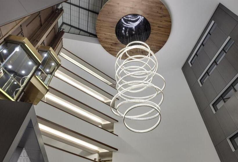 فندق Crowne Plaza Lansing, An Ihg