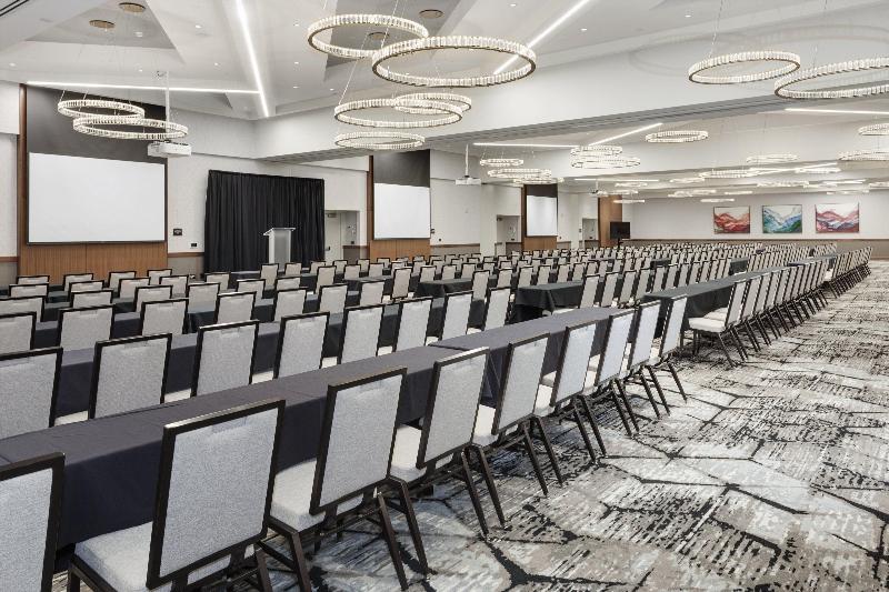 هتل Crowne Plaza Lansing, An Ihg