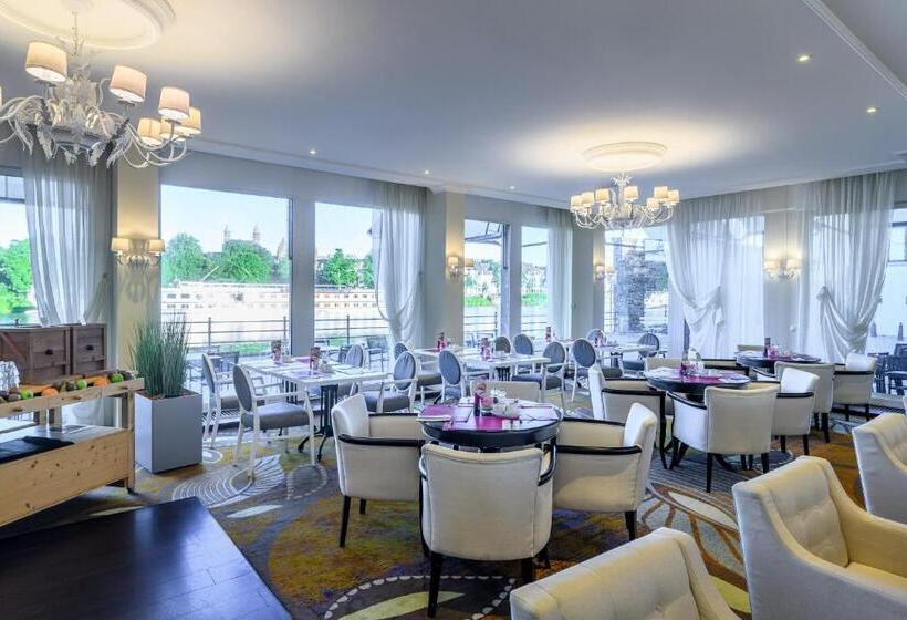 هتل Crowne Plaza Maastricht, An Ihg