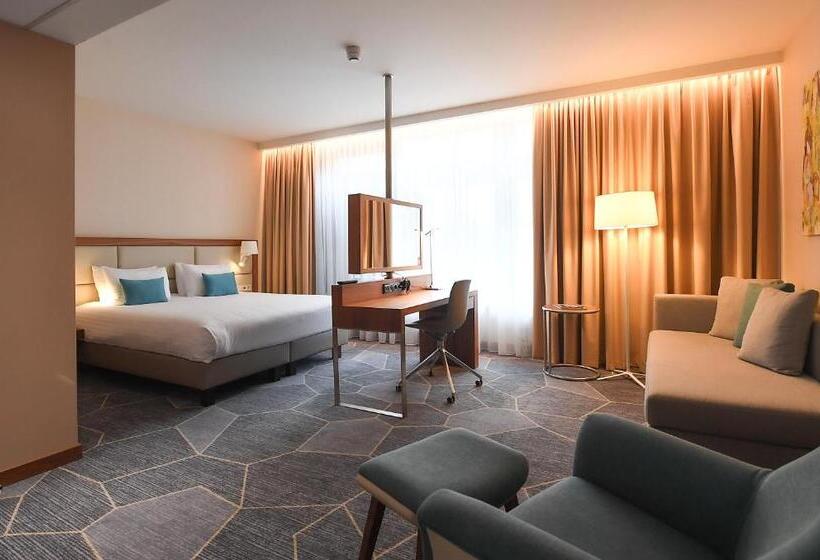 هتل Crowne Plaza Maastricht, An Ihg