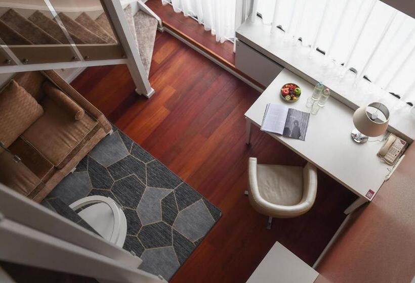 هتل Crowne Plaza Maastricht, An Ihg